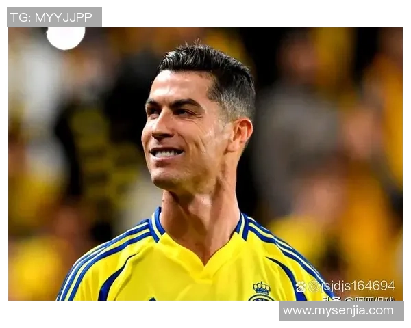 C罗作为足球明星的传奇生涯与成就探讨 C罗作为足球明星的传奇生涯与成就探讨