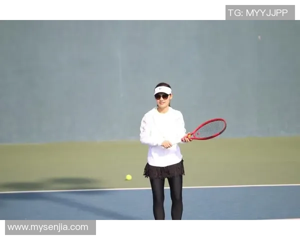 南京网球队在城市联赛中以56分稳居积分榜首位展现强劲实力 南京网球队在城市联赛中以56分稳居积分榜首位展现强劲实力