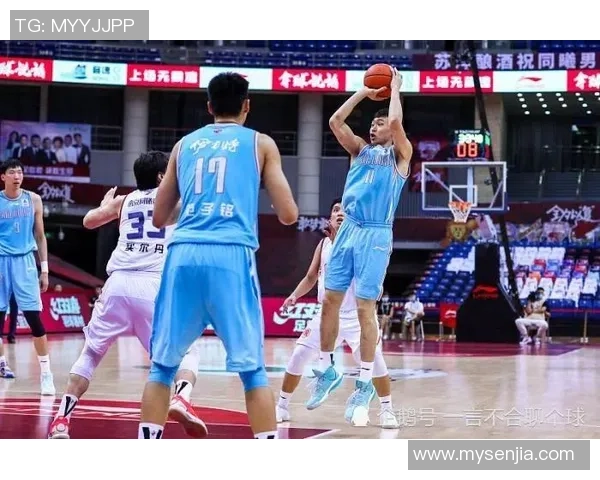 赛后复盘分析北京篮球队与西安篮球队的竞技状态与表现对比 赛后复盘分析北京篮球队与西安篮球队的竞技状态与表现对比