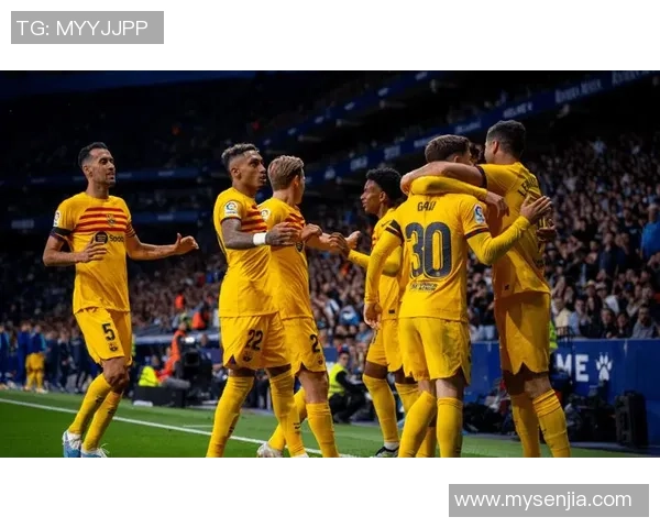 足球明星绯闻揭秘谁是场外情感的主角与焦点 足球明星绯闻揭秘谁是场外情感的主角与焦点