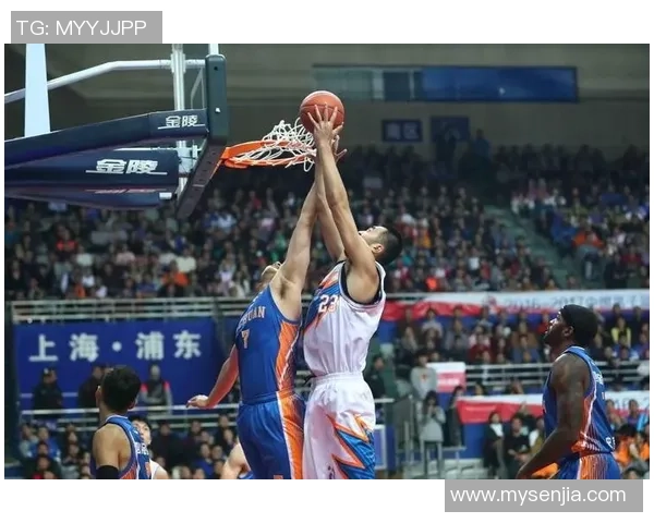 上海篮球队强势领跑挑战赛积分榜积58分展现夺冠实力 上海篮球队强势领跑挑战赛积分榜积58分展现夺冠实力