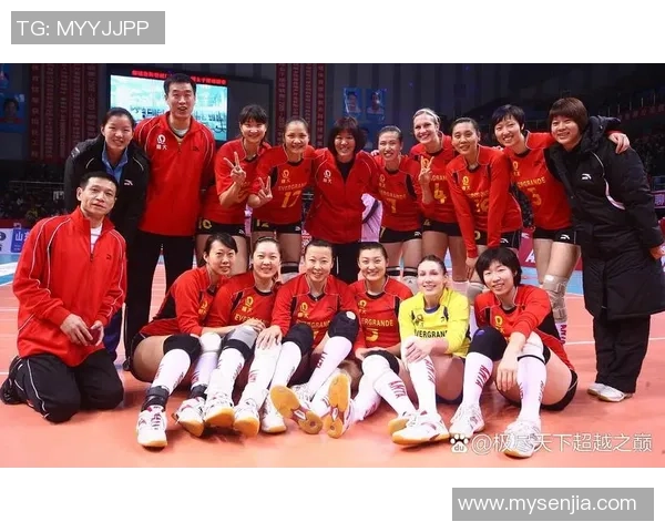 上海排球队在亚运会中的团队协作展现出无与伦比的默契与拼搏精神 上海排球队在亚运会中的团队协作展现出无与伦比的默契与拼搏精神