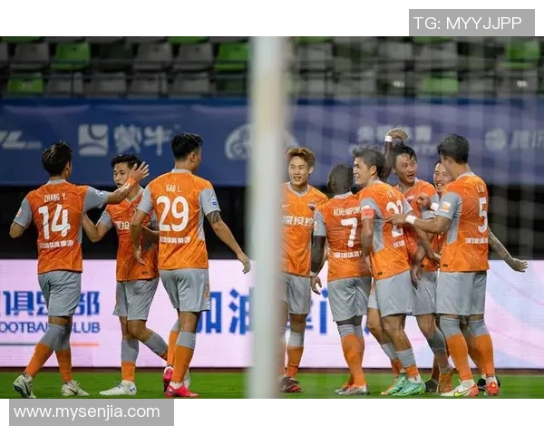 赛后分析:深圳足球队与杭州足球队的战术对决与启示 赛后分析:深圳足球队与杭州足球队的战术对决与启示